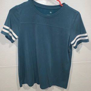 Activewear tees by So